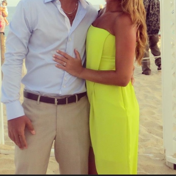 Beautiful BCBG Harriet strapless dress SIZE 0 - Picture 2 of 4